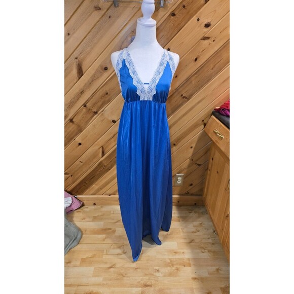Vintage UNDERCOVER WEAR Size‎ P (S/M) Blue Maxi Night Gown Slip USA MADE - Picture 1 of 6